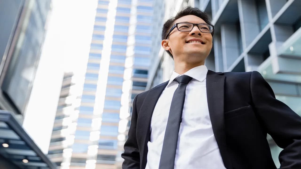 Jak otworzyć własny biznes bez pieniędzy i uniknąć finansowych pułapek